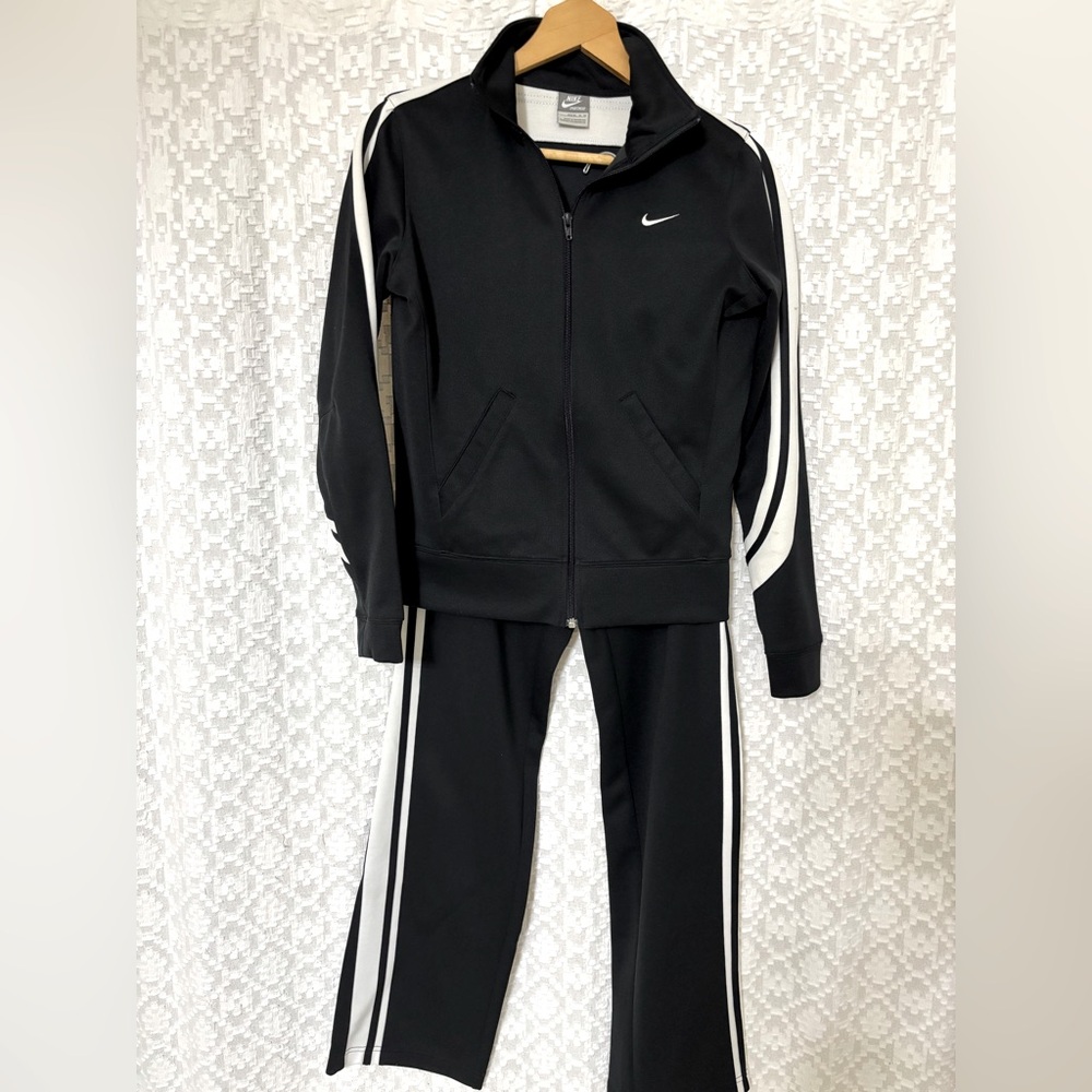 Vintage Nike Track Suit EUC